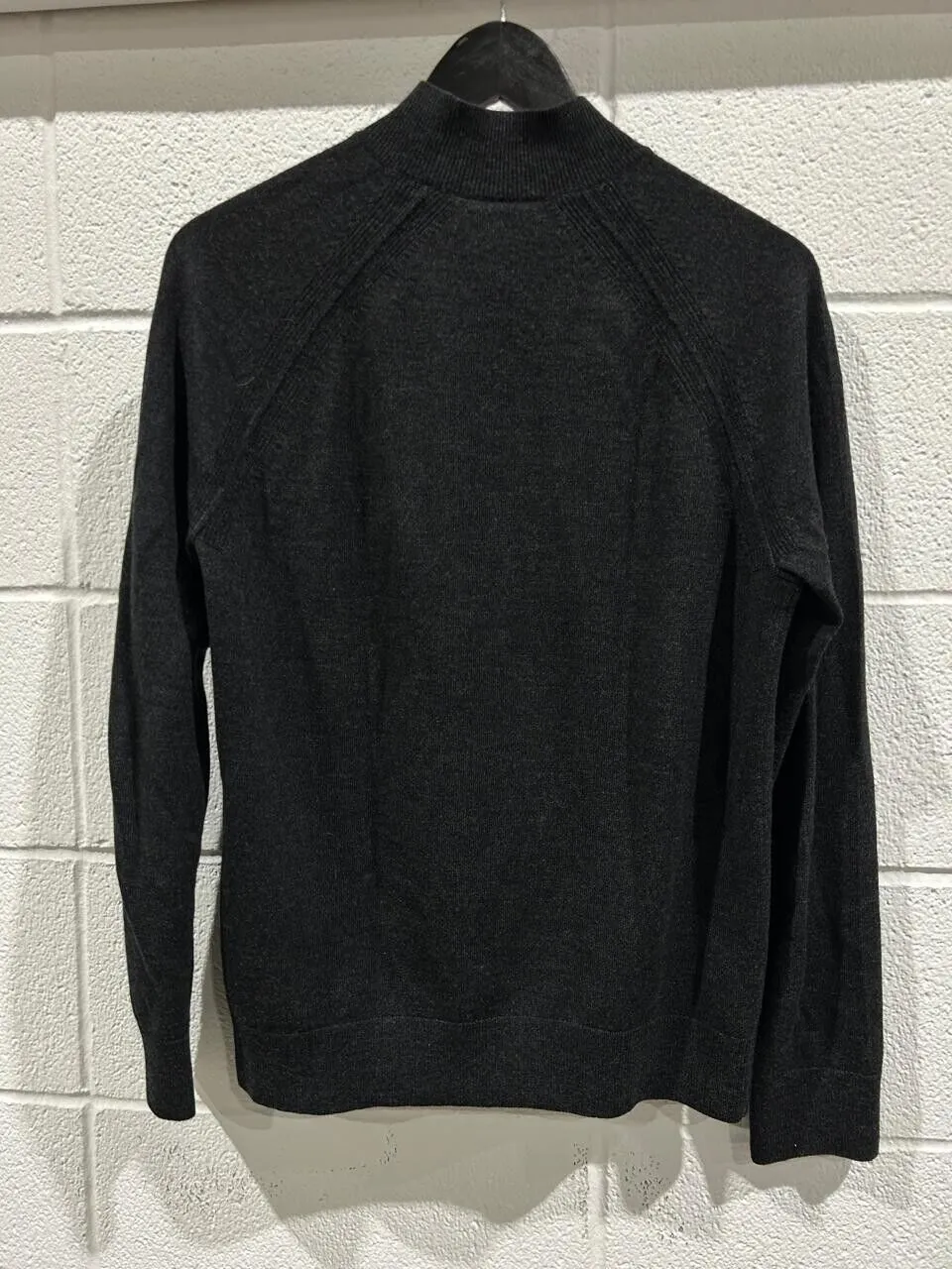 Club Monaco Dark Grey Men's Sweater Size S