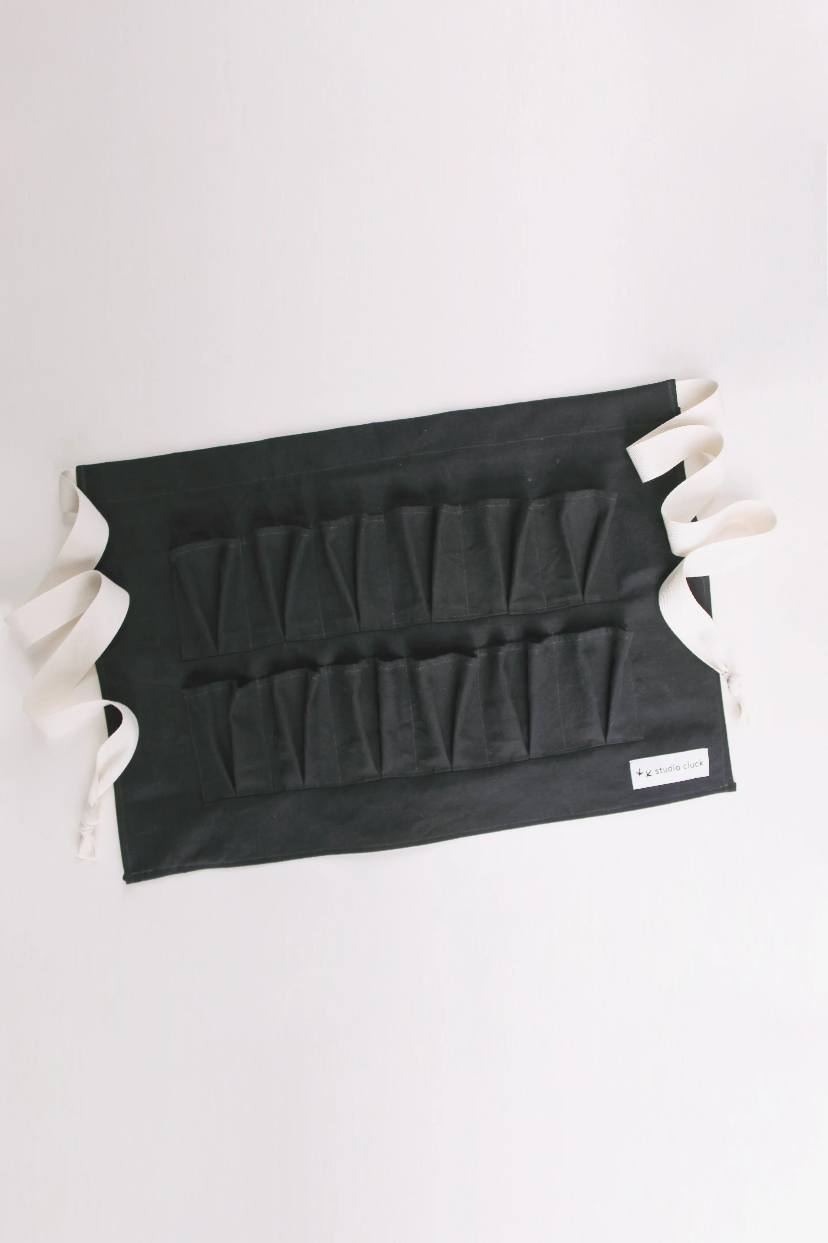 Egg Apron Black