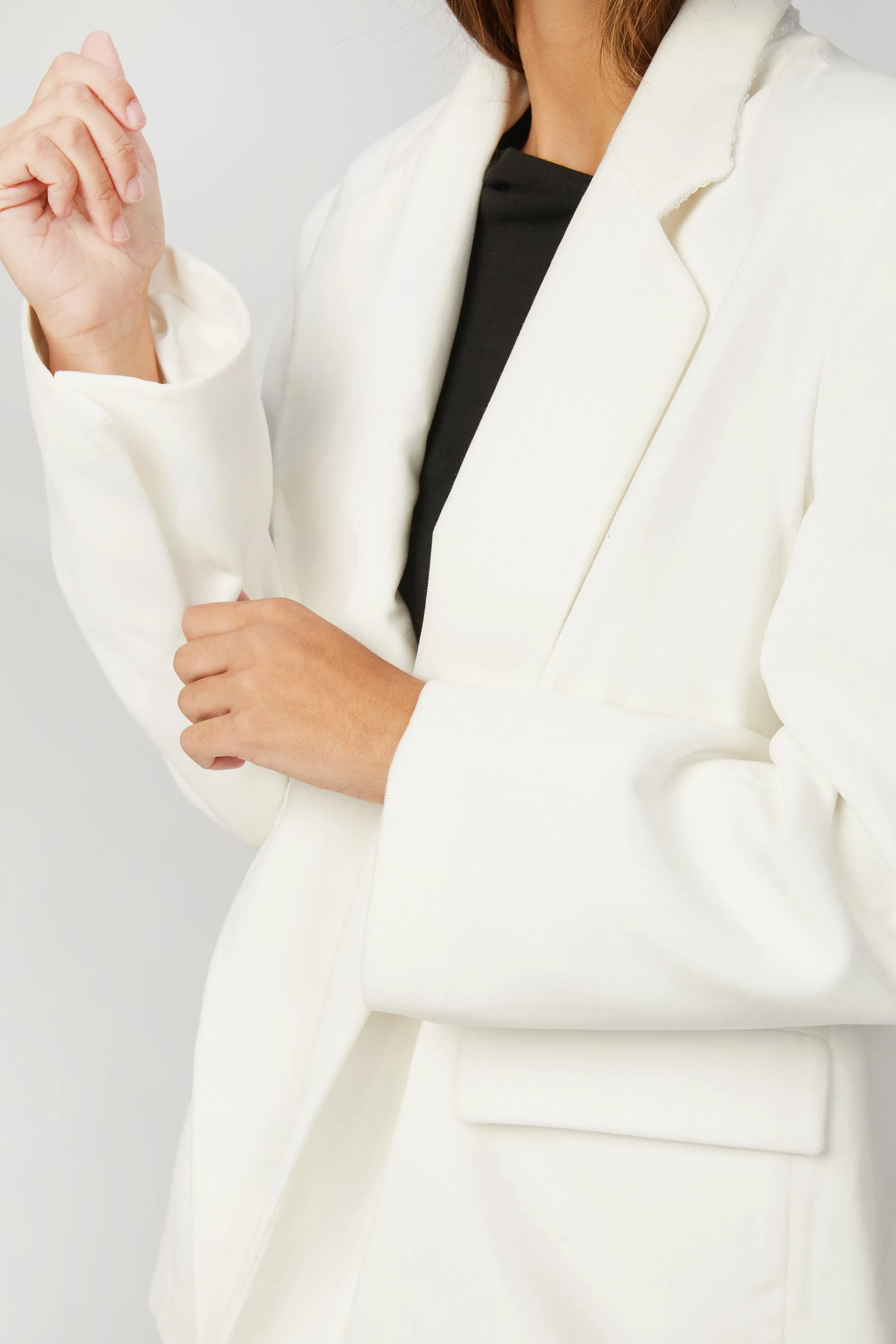 LYCIA VELVET JACKET