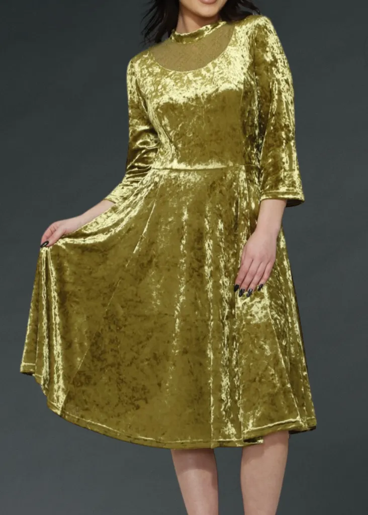 Medusa Green Velvet Gothic Dress with Lace Details