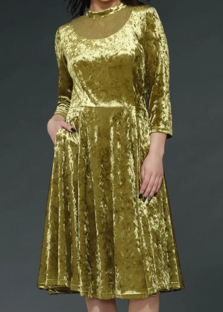 Medusa Green Velvet Gothic Dress with Lace Details