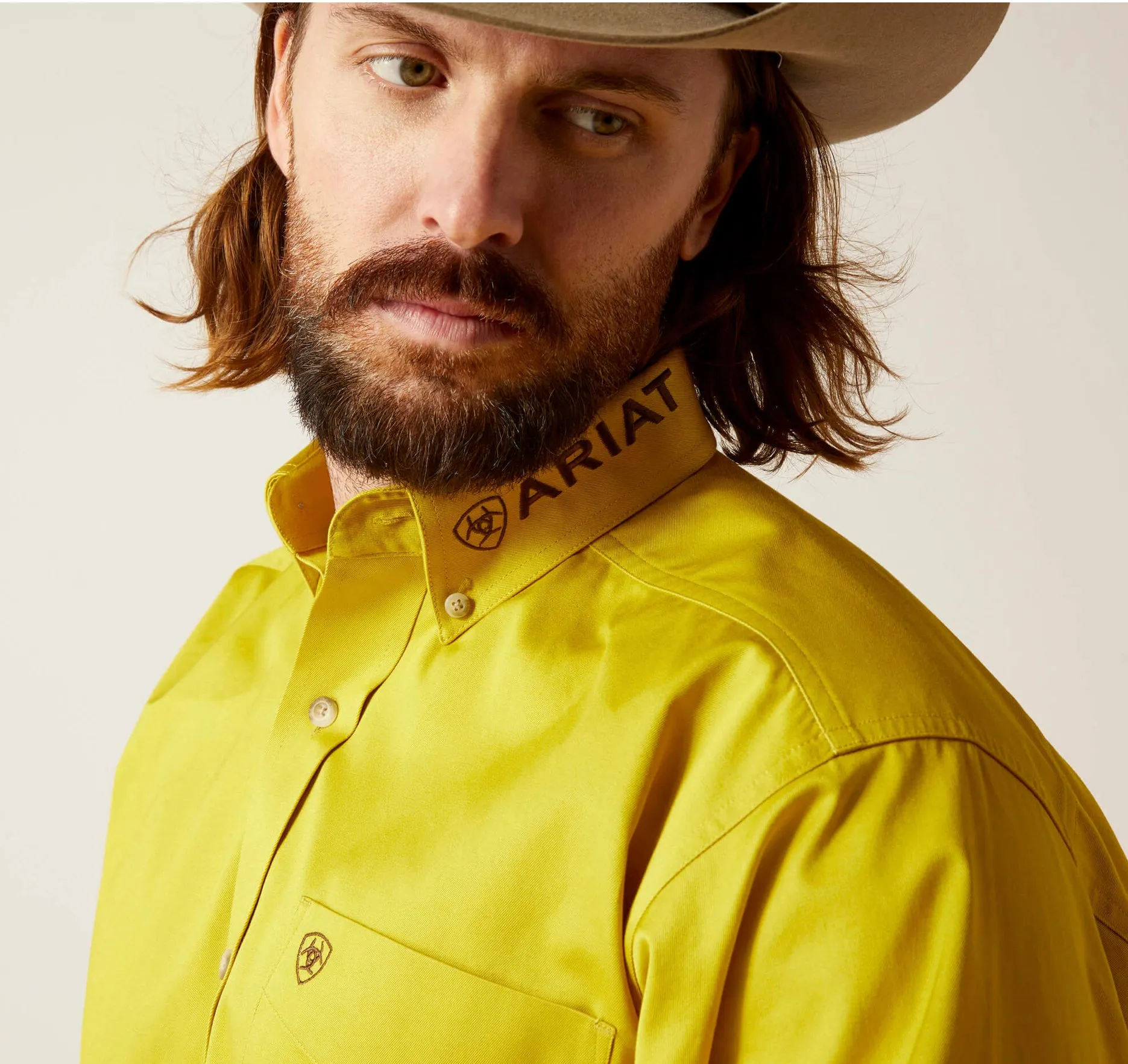 Men’s Ariat Antique Moss Team Logo Twill Classic Fit Shirt