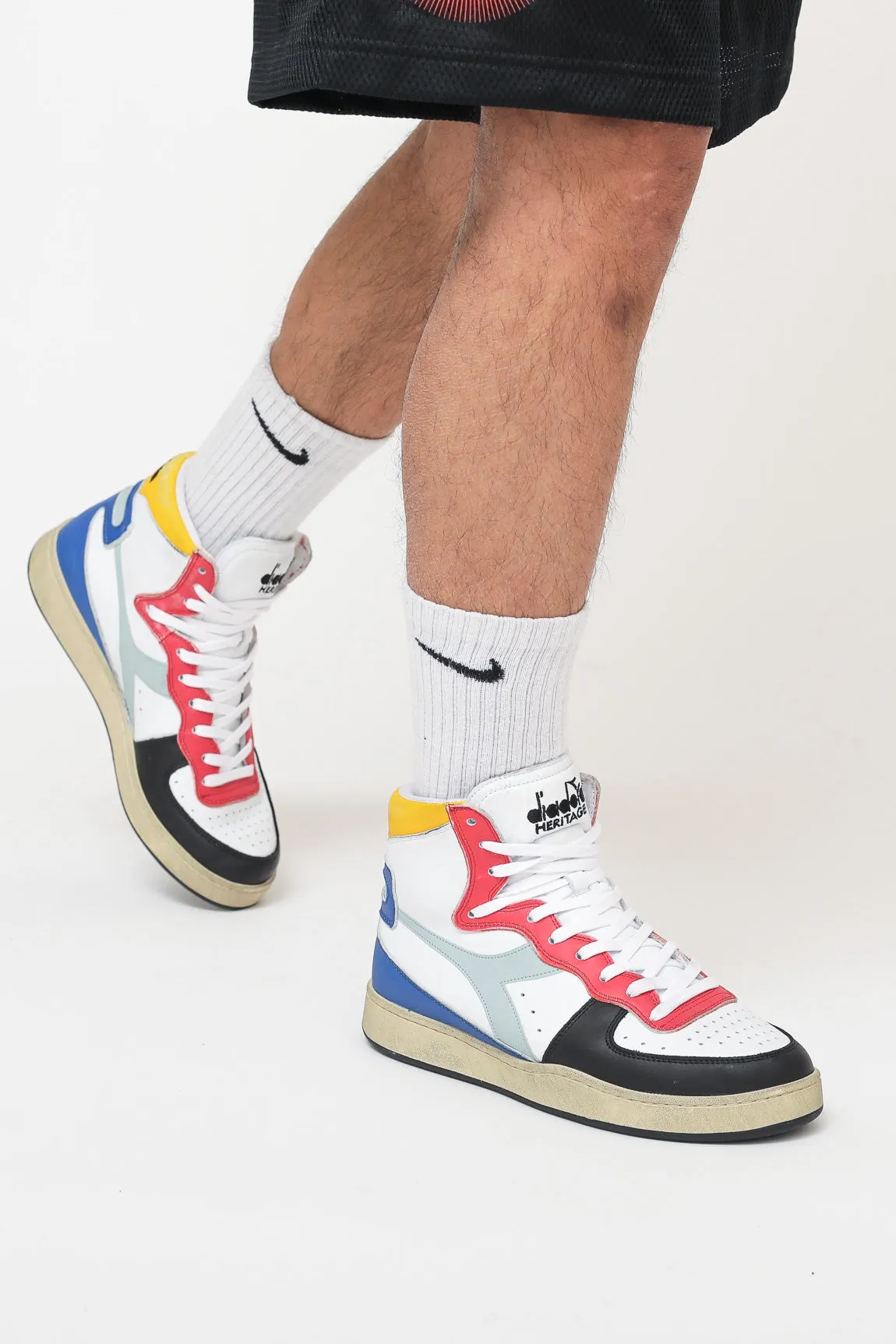 Mi Basket Used - White/Black