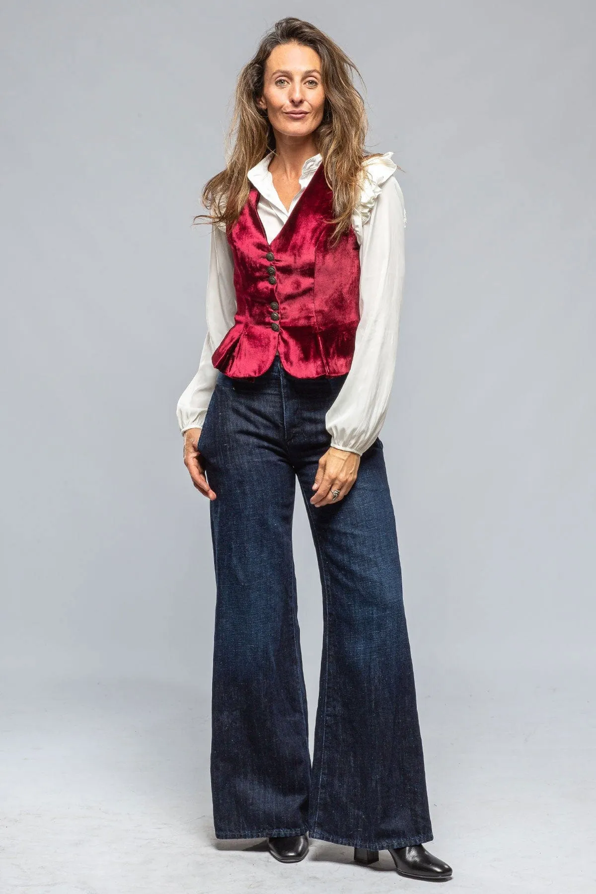 Tavira Velvet Front Vest In Wine