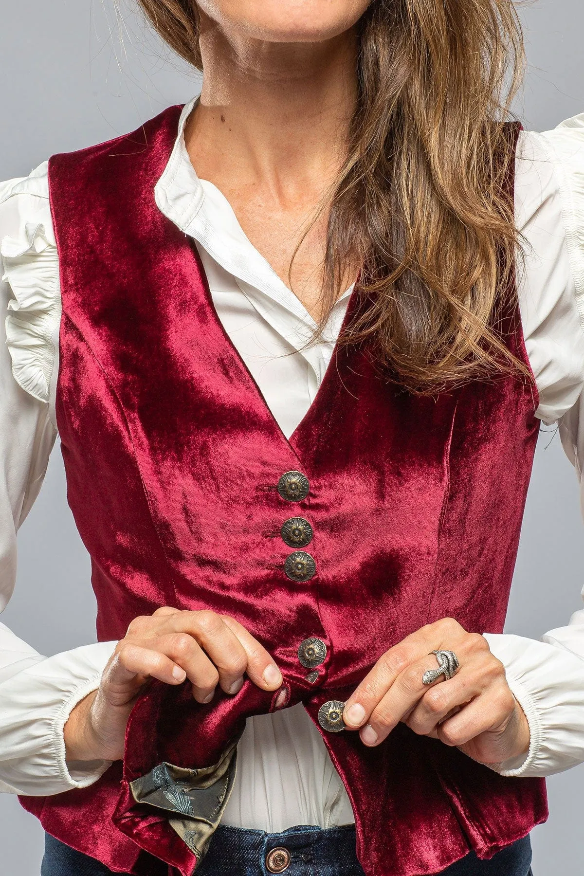Tavira Velvet Front Vest In Wine
