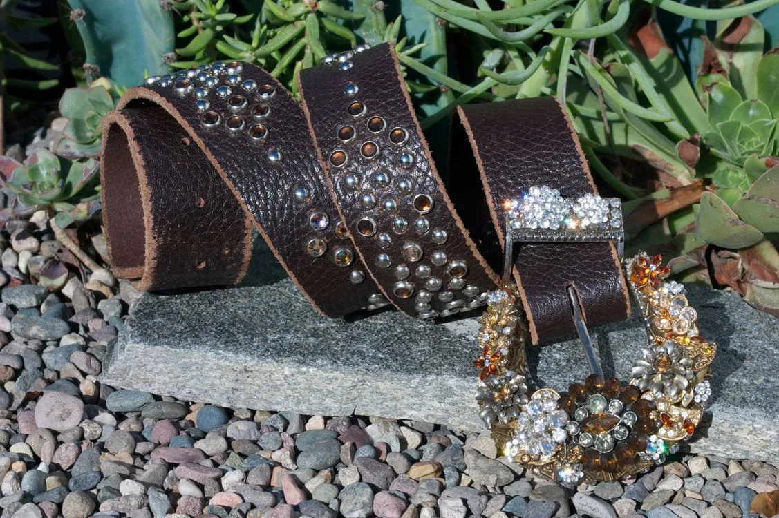 Vintage Cowgirl Belt & Buckle - Medium
