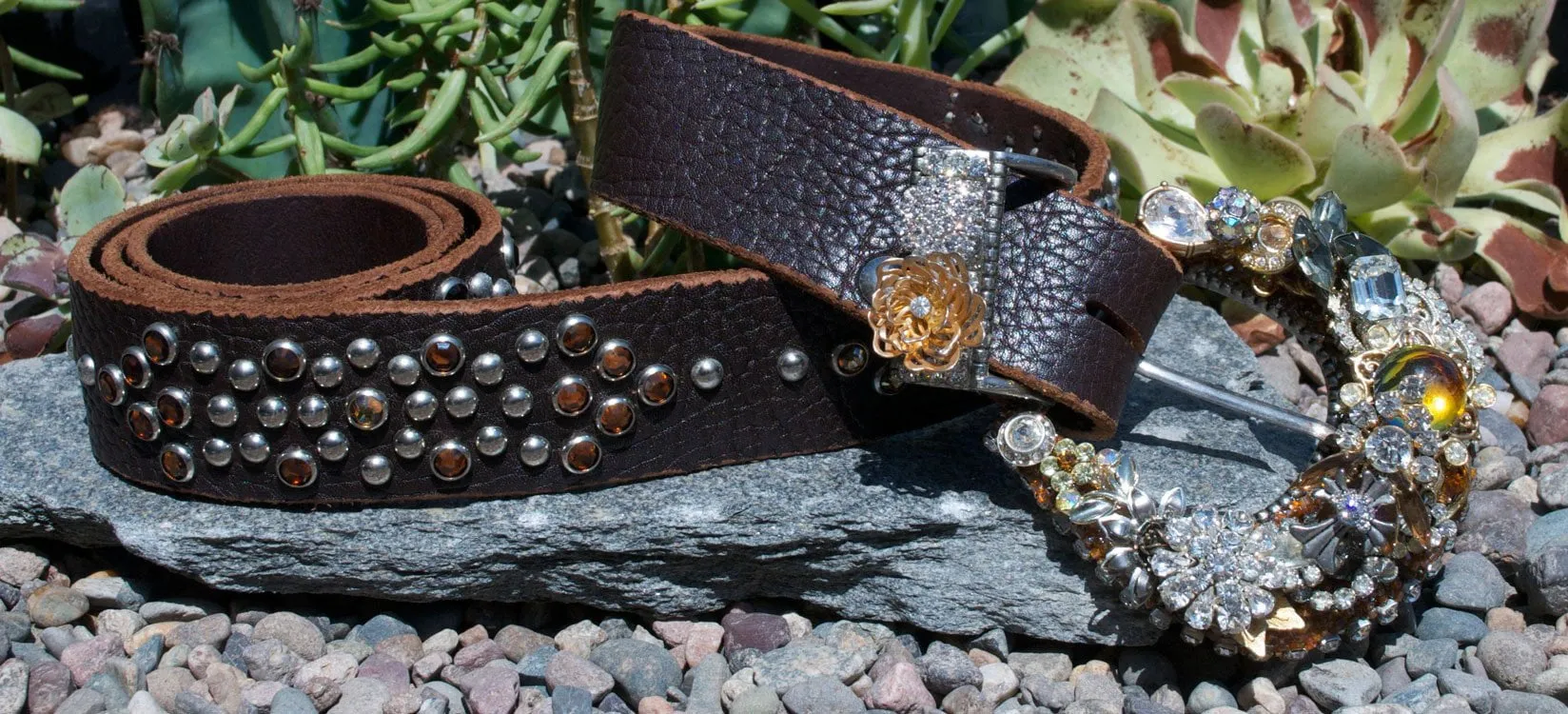 Vintage Cross Belt & Buckle - Large